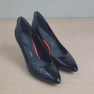 Rockport Women's Total Motion Comfort Glossy Black Heels